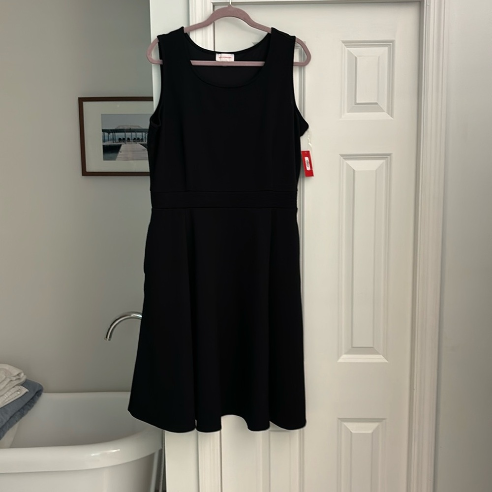 Molly & Isadora NWT black dress